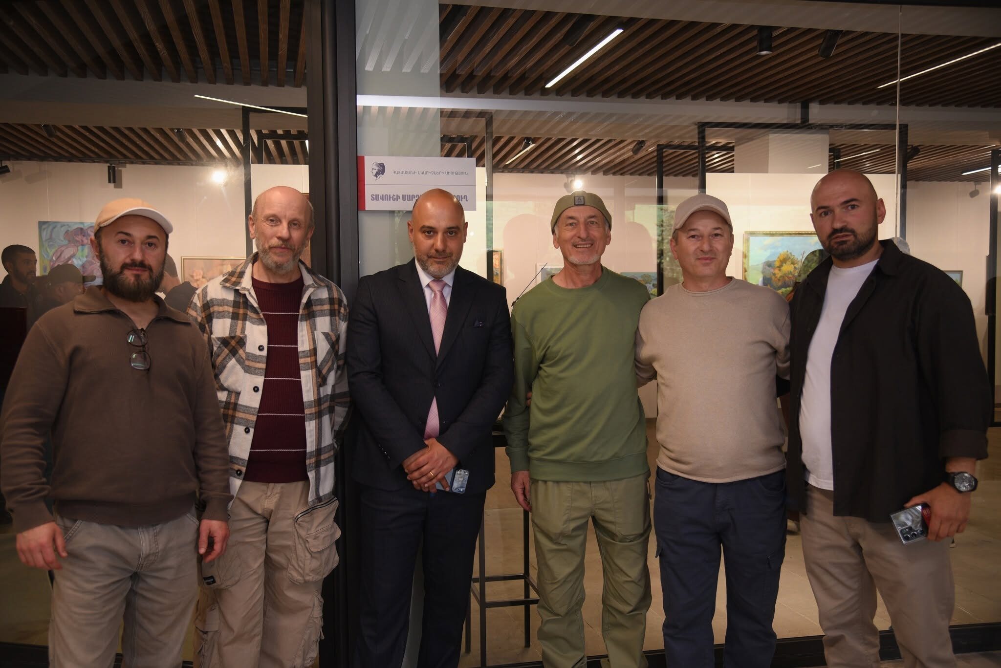A Community Gallery Opens in Berd